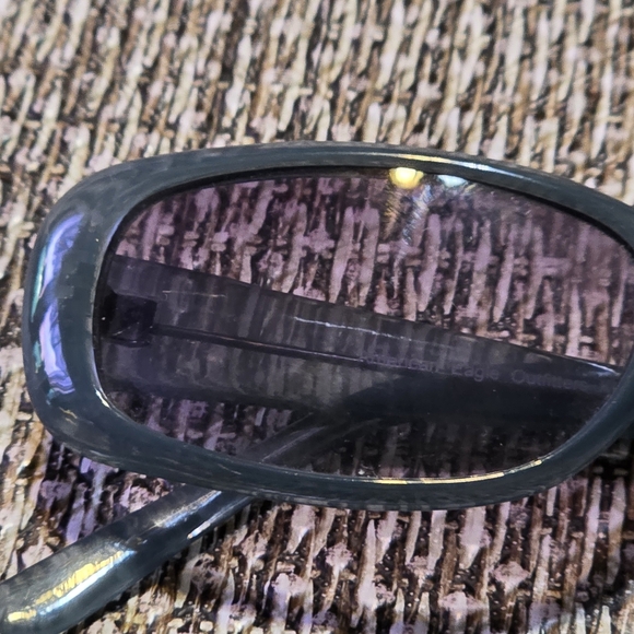 American Eagle Oval Sunglasses Blue - Picture 5 of 8